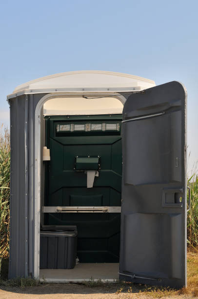 Best Portable toilet rental cost  in Lawton, IA